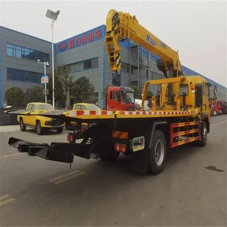 怀来县附近小随车吊出租电话，轻松解决搬运烦恼