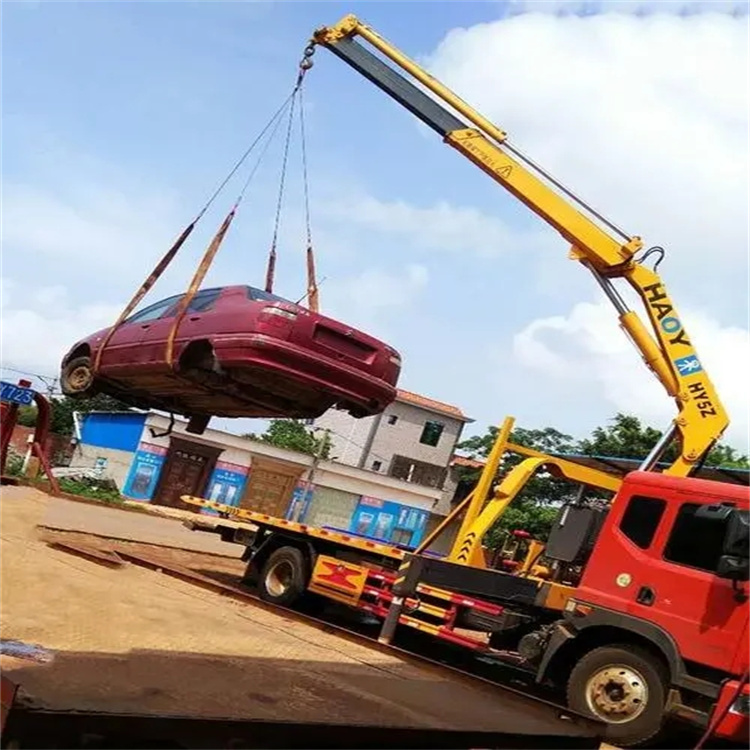 怀来县吊车吊汽车的正确方法